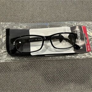 FOSTER GRANT ESSENTIALS black plastic reading glasses w/grey case. NEW. +2.75
